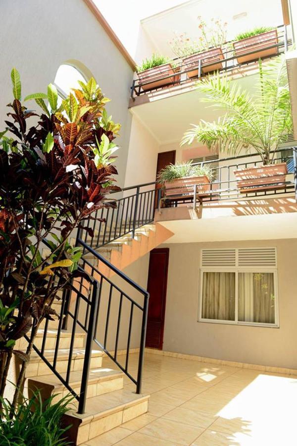 Room In Bb - Enjoy You Vacation Wail Staying In This Single Room Fit For 2 People Кігалі Екстер'єр фото