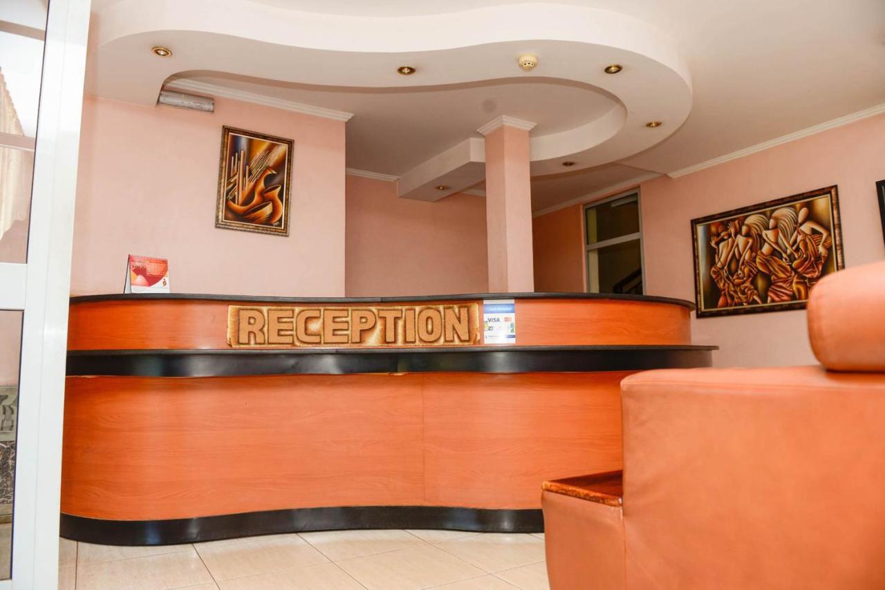 Room In Bb - Enjoy You Vacation Wail Staying In This Single Room Fit For 2 People Кігалі Екстер'єр фото